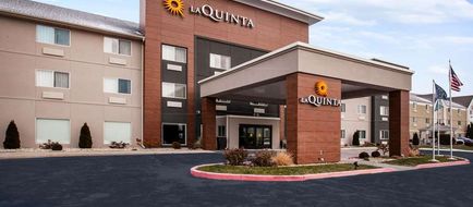 La Quinta Inn & Suites Elkhart Exterior