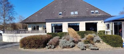 Hotel Kyriad Laon Exterior