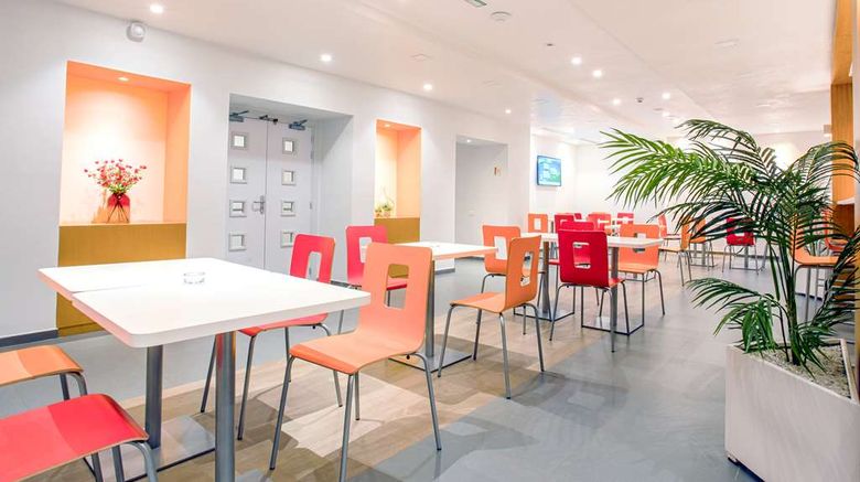 <b>Premiere Classe Casablanca Centre Ville Restaurant</b>. Images powered by <a href="https://iceportal.shijigroup.com/" title="IcePortal" target="_blank">IcePortal</a>.
