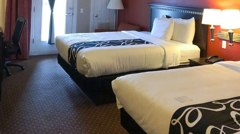 <b>Americas Best Value Inn & Suites Room</b>. Images powered by <a href="https://iceportal.shijigroup.com/" title="IcePortal" target="_blank">IcePortal</a>.