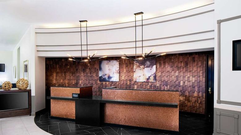 <b>DoubleTree by Hilton Nashua Lobby</b>. Images powered by <a href="https://iceportal.shijigroup.com/" title="IcePortal" target="_blank">IcePortal</a>.
