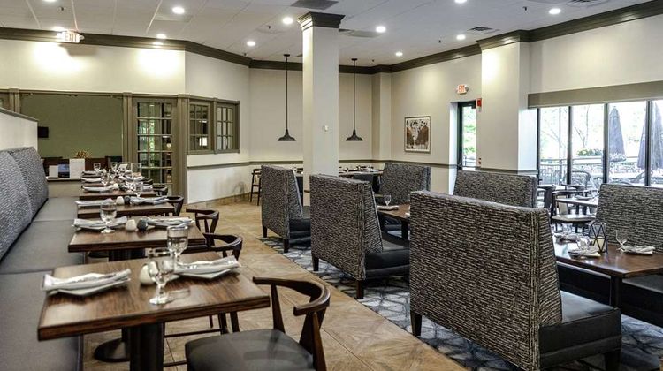 DoubleTree by Hilton Nashua Restaurant