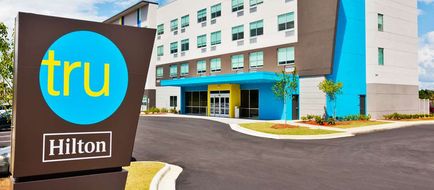 Tru by Hilton Auburn Exterior