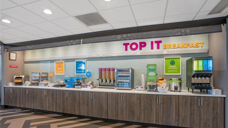 Tru by Hilton Auburn Restaurant