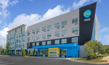 Tru by Hilton Auburn