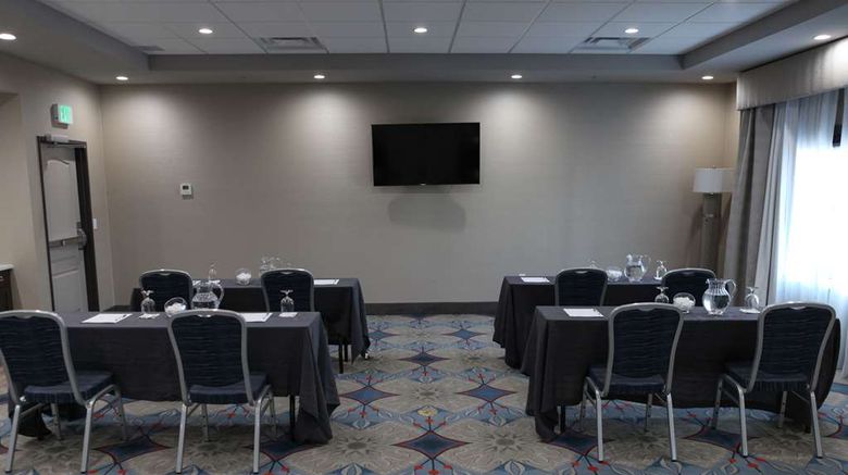 <b>Hampton Inn & Suites Lafayette Meeting</b>. Images powered by <a href="https://iceportal.shijigroup.com/" title="IcePortal" target="_blank">IcePortal</a>.