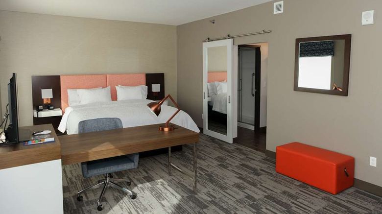 <b>Hampton Inn & Suites Lafayette Room</b>. Images powered by <a href="https://iceportal.shijigroup.com/" title="IcePortal" target="_blank">IcePortal</a>.