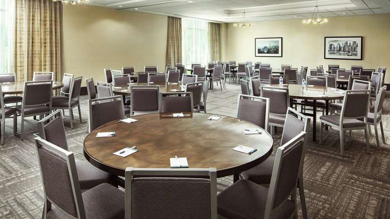 <b>Hampton Inn & Suites Teaneck/Glenpointe Meeting</b>. Images powered by <a href="https://iceportal.shijigroup.com/" title="IcePortal" target="_blank">IcePortal</a>.
