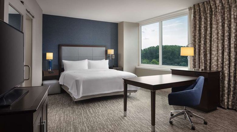 <b>Homewood Suites by Hilton Glenpointe Room</b>. Images powered by <a href="https://iceportal.shijigroup.com/" title="IcePortal" target="_blank">IcePortal</a>.