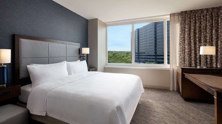 <b>Homewood Suites by Hilton Glenpointe Room</b>. Images powered by <a href="https://iceportal.shijigroup.com/" title="IcePortal" target="_blank">IcePortal</a>.