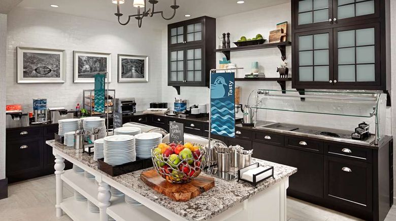 <b>Homewood Suites by Hilton Glenpointe Restaurant</b>. Images powered by <a href="https://iceportal.shijigroup.com/" title="IcePortal" target="_blank">IcePortal</a>.
