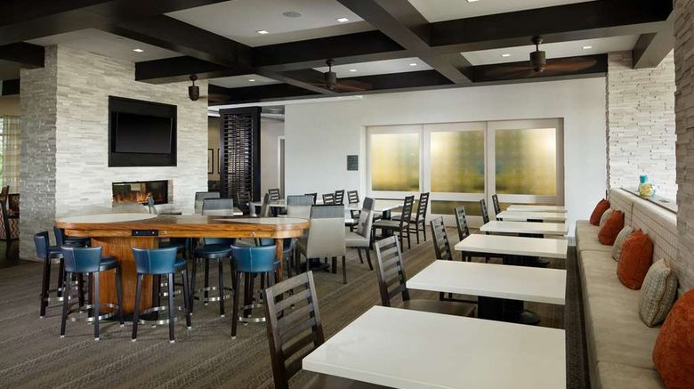 <b>Homewood Suites by Hilton Glenpointe Restaurant</b>. Images powered by <a href="https://iceportal.shijigroup.com/" title="IcePortal" target="_blank">IcePortal</a>.
