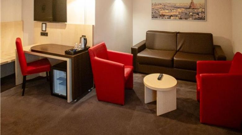<b>Hotel & Aparthotel Alize Mouscron Suite</b>. Images powered by <a href="https://iceportal.shijigroup.com/" title="IcePortal" target="_blank">IcePortal</a>.
