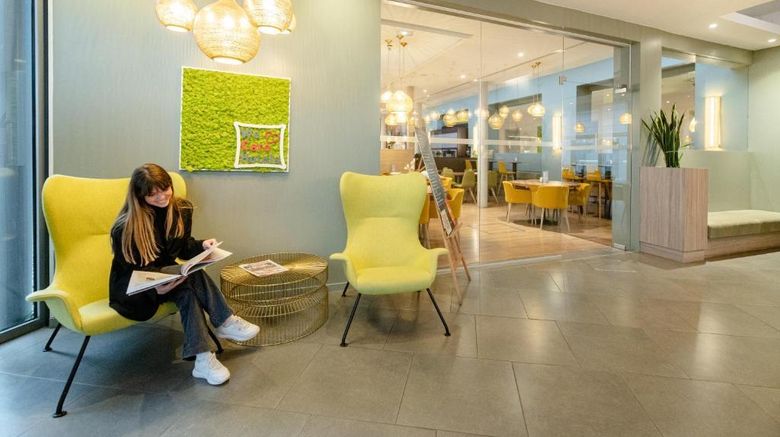 <b>Hotel & Aparthotel Alize Mouscron Lobby</b>. Images powered by <a href="https://iceportal.shijigroup.com/" title="IcePortal" target="_blank">IcePortal</a>.