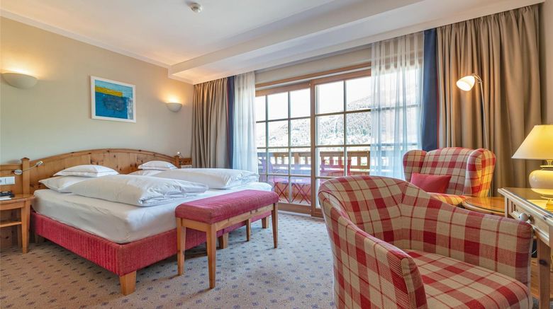 <b>Hotel Kaiserhof Kitzbuehl Room</b>. Images powered by <a href="https://iceportal.shijigroup.com/" title="IcePortal" target="_blank">IcePortal</a>.