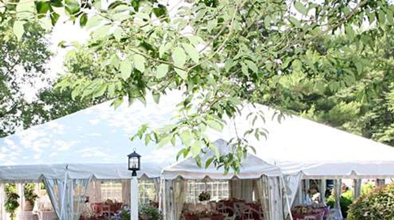 <b>Publick House Historic Inn Restaurant</b>. Images powered by <a href="https://iceportal.shijigroup.com/" title="IcePortal" target="_blank">IcePortal</a>.