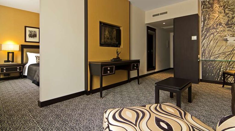 <b>SANA Silver Coast Hotel Suite</b>. Images powered by <a href="https://iceportal.shijigroup.com/" title="IcePortal" target="_blank">IcePortal</a>.