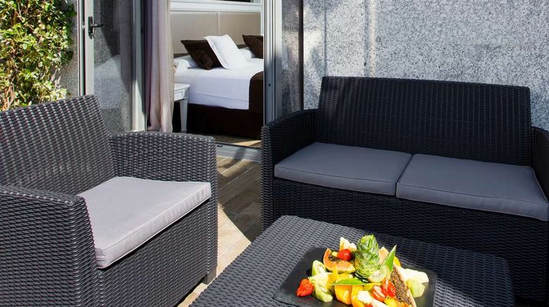 <b>Hotel VP Jardin de Recoletos Suite</b>. Images powered by <a href="https://iceportal.shijigroup.com/" title="IcePortal" target="_blank">IcePortal</a>.