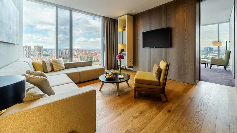 <b>Grand Hyatt Bogota Suite</b>. Images powered by <a href="https://iceportal.shijigroup.com/" title="IcePortal" target="_blank">IcePortal</a>.