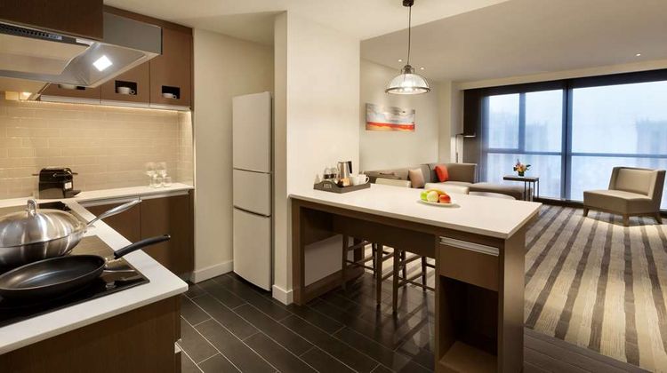 Hyatt Place Shanghai New Hongqiao Suite