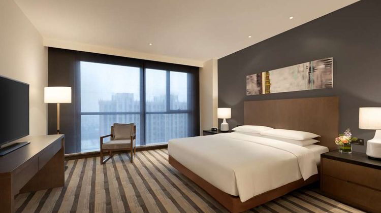 Hyatt Place Shanghai New Hongqiao Suite