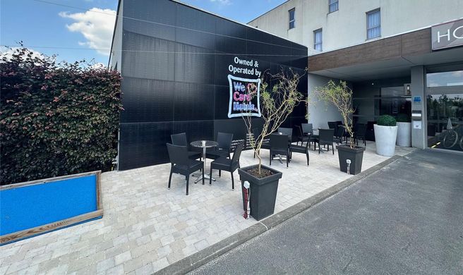 Hotel & Aparthotel Horizon Ath-Lessines Exterior