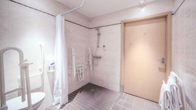 <b>Hotel & Aparthotel Horizon Ath-Lessines Room</b>. Images powered by <a href="https://iceportal.shijigroup.com/" title="IcePortal" target="_blank">IcePortal</a>.