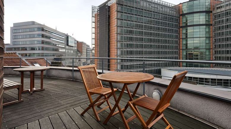 <b>NH Brussels EU Berlaymont Room</b>. Images powered by <a href="https://iceportal.shijigroup.com/" title="IcePortal" target="_blank">IcePortal</a>.