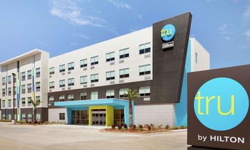 Tru by Hilton Lake Charles