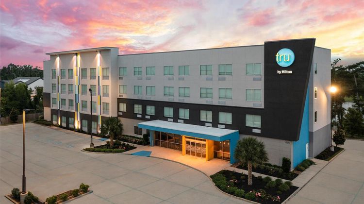 Tru by Hilton Lake Charles Exterior