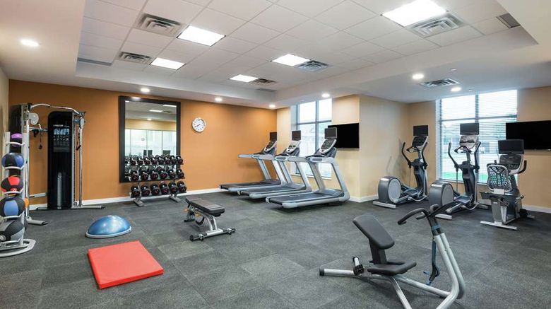 <b>Homewood Suites by Hilton Ottawa Airport Health</b>. Images powered by <a href="https://iceportal.shijigroup.com/" title="IcePortal" target="_blank">IcePortal</a>.