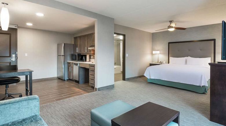 <b>Homewood Suites by Hilton Ottawa Airport Room</b>. Images powered by <a href="https://iceportal.shijigroup.com/" title="IcePortal" target="_blank">IcePortal</a>.