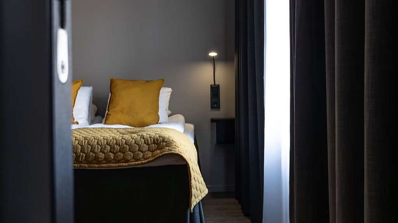 <b>Best Western Hotel Arctic Eden Suite</b>. Images powered by <a href="https://iceportal.shijigroup.com/" title="IcePortal" target="_blank">IcePortal</a>.