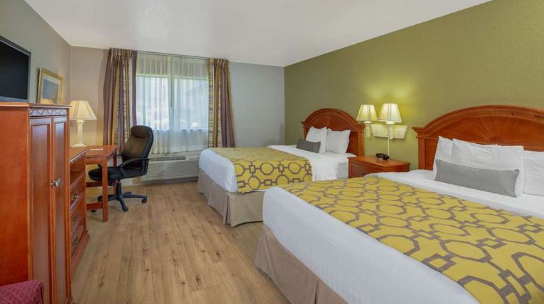 <b>Baymont Inn Tehachapi Room</b>. Images powered by <a href="https://iceportal.shijigroup.com/" title="IcePortal" target="_blank">IcePortal</a>.