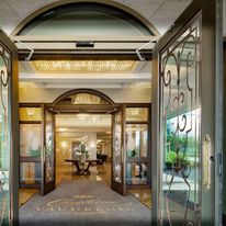 Chateau Vaudreuil Suites Hotel