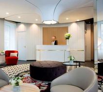 Hotel Pastel Lobby