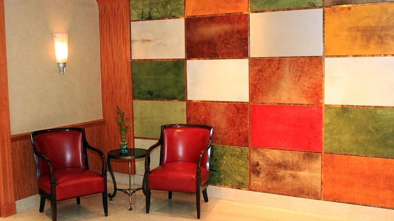 <b>San Carlos Hotel Lobby</b>. Images powered by <a href="https://iceportal.shijigroup.com/" title="IcePortal" target="_blank">IcePortal</a>.