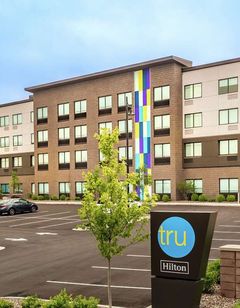 Tru by Hilton Madison West