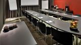 <b>Hipark by Adagio Grenoble Meeting</b>. Images powered by <a href="https://iceportal.shijigroup.com/" title="IcePortal" target="_blank">IcePortal</a>.