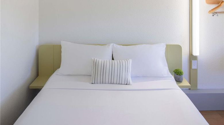 <b>Ibis Budget Wentworthville Room</b>. Images powered by <a href="https://iceportal.shijigroup.com/" title="IcePortal" target="_blank">IcePortal</a>.