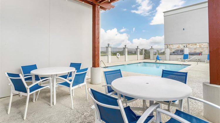 Best Western Plus Waller Hotel Pool