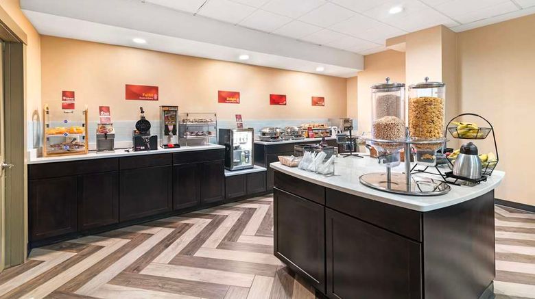 <b>Best Western Plus Landmark Inn Restaurant</b>. Images powered by <a href="https://iceportal.shijigroup.com/" title="IcePortal" target="_blank">IcePortal</a>.