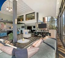 Best Western Plus Landmark Inn Lobby