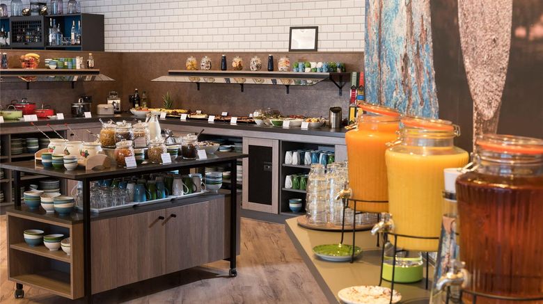 <b>Ramada Hotel Flensburg Restaurant</b>. Images powered by <a href="https://iceportal.shijigroup.com/" title="IcePortal" target="_blank">IcePortal</a>.