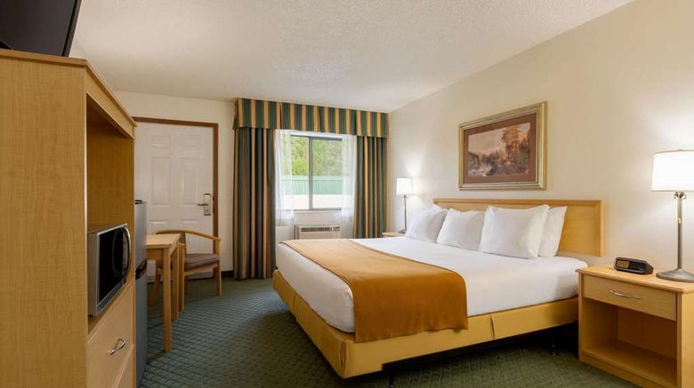 <b>Baymont by Wyndham Whitefish Room</b>. Images powered by <a href="https://iceportal.shijigroup.com/" title="IcePortal" target="_blank">IcePortal</a>.