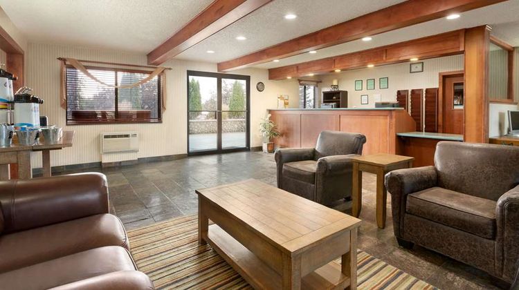 Baymont by Wyndham Whitefish Lobby