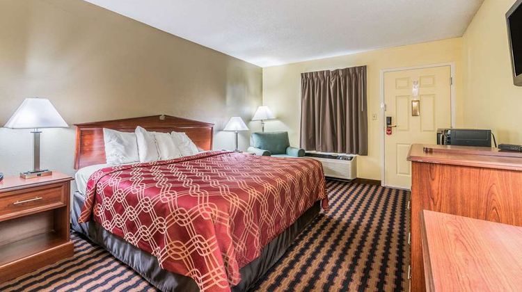 Econo Lodge Athens Suite
