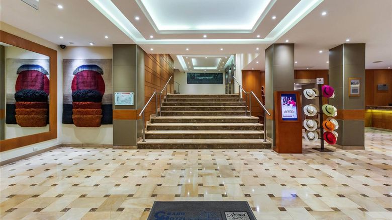 <b>Grand Hotel Guayaquil Lobby</b>. Images powered by <a href="https://iceportal.shijigroup.com/" title="IcePortal" target="_blank">IcePortal</a>.
