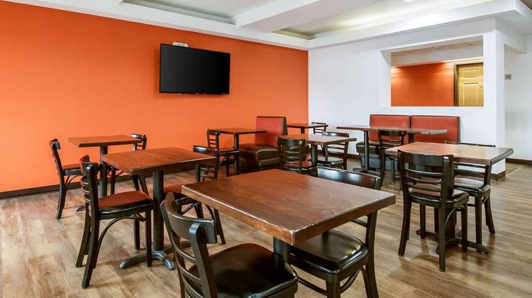Econo Lodge Franklin Restaurant