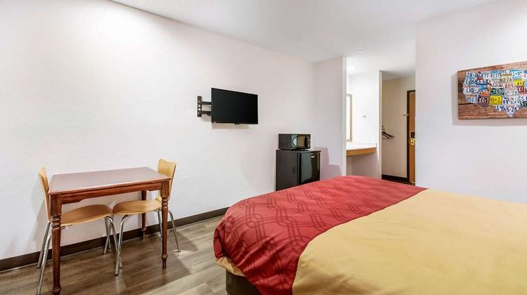 Econo Lodge Franklin Room